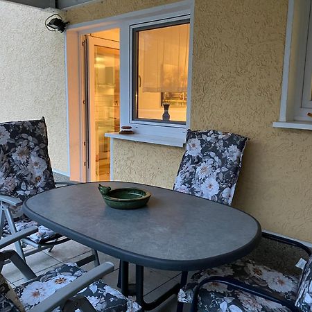 Ferienwohnung Im Gruenen Eg Mit Terrasse 黑尔德克 外观 照片