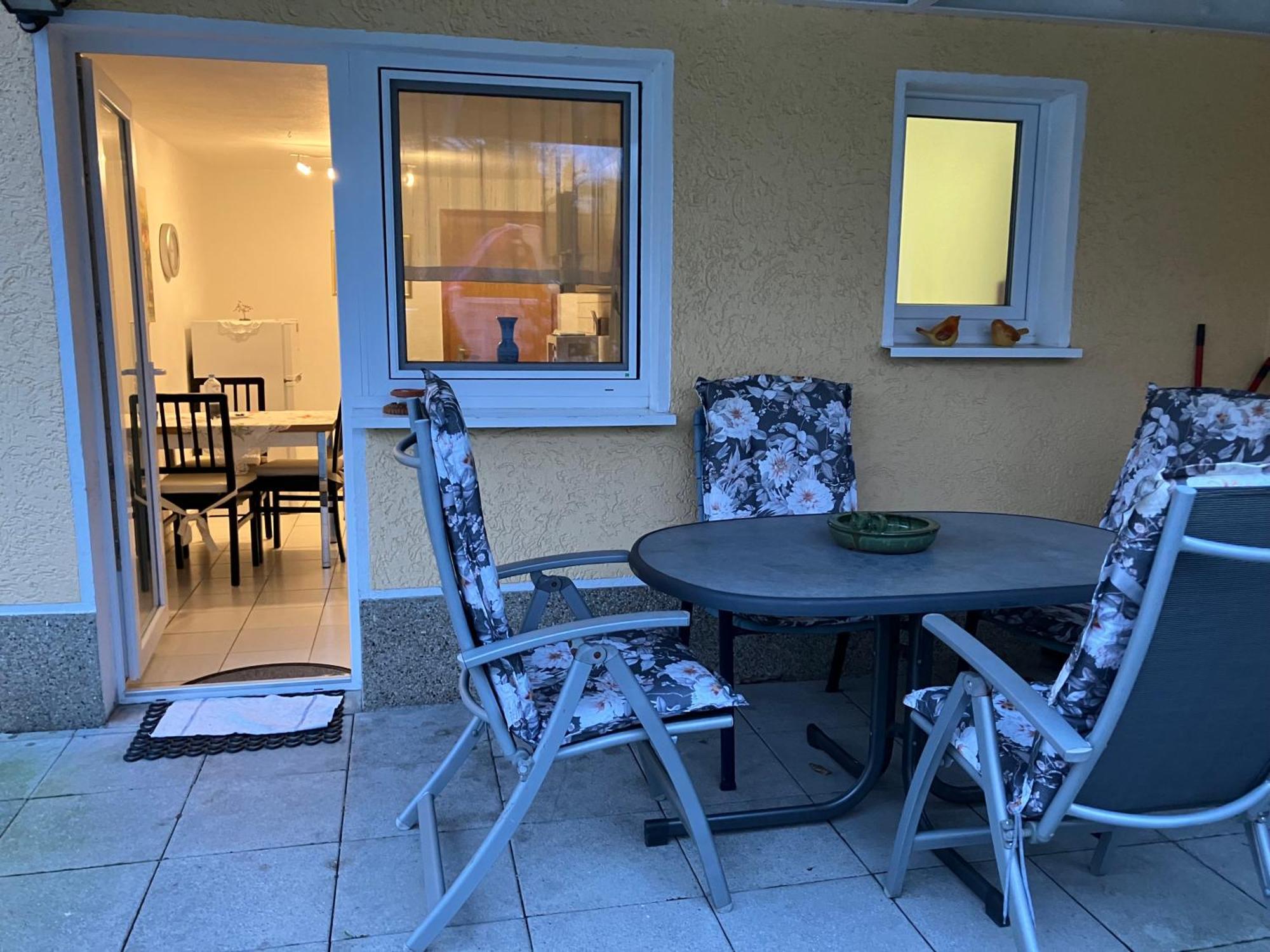 Ferienwohnung Im Gruenen Eg Mit Terrasse 黑尔德克 外观 照片