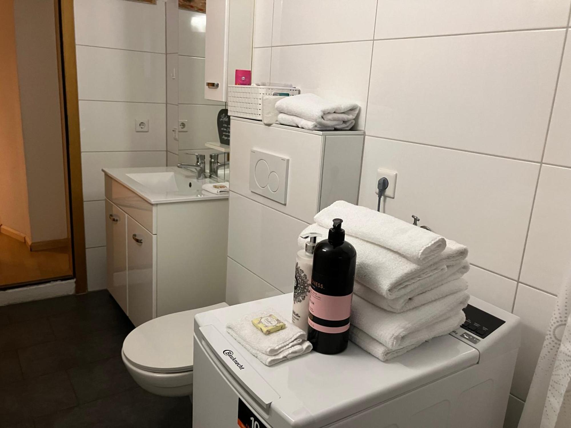 Ferienwohnung Im Gruenen Eg Mit Terrasse 黑尔德克 外观 照片